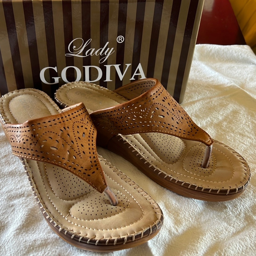 Lady Godiva tan sandals